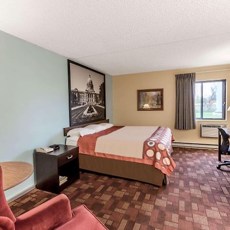 Super 8 By Wyndham Luverne Exterior foto